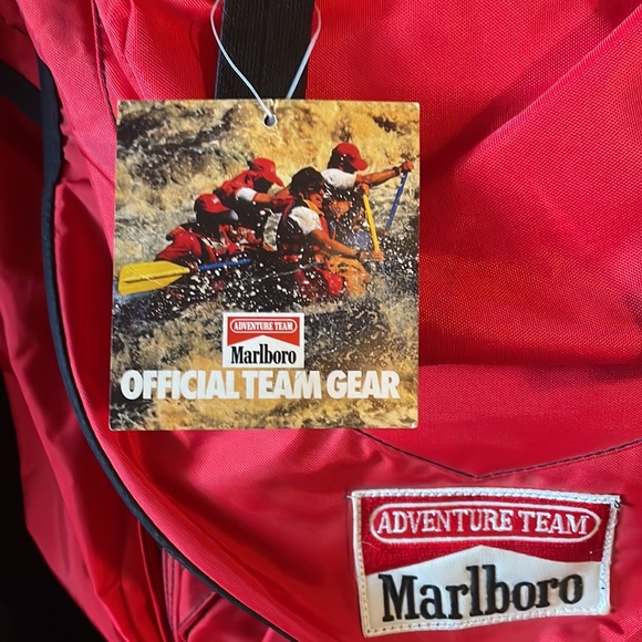 Marlboro. Vintage Hiking Pack. NWT. 1992 - Picture 2 of 6